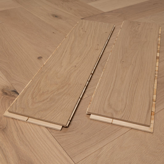 ⤓: 14mm ↔: 150mm ↕: 600mm Elmsford Vale Engineered Oak