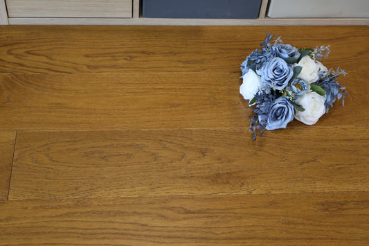 ⤓: 14mm ↔: 150mm ↕: 300-1200mm Goldenor Vale Engineered Oak