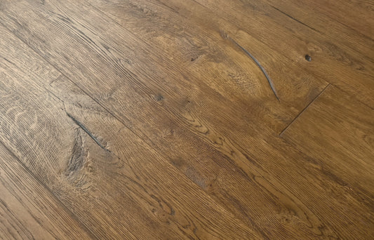 ⤓: 14mm ↔: 190mm ↕: 1900mm Tuscan Hearth Distressed Engineered Oak
