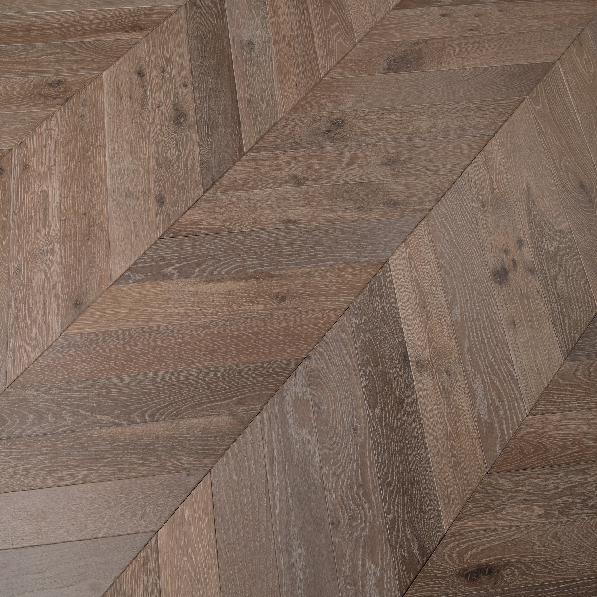 ⤓: 14mm ↔: 90mm ↕: 510mm Grayson Vale Engineered Oak