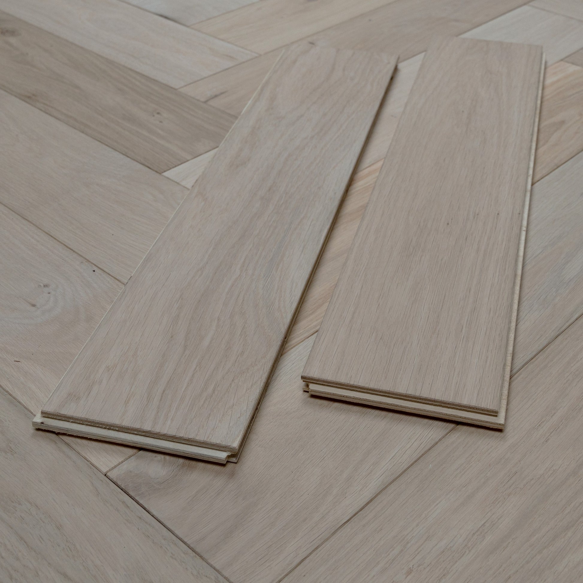 ⤓: 14mm ↔: 125mm ↕: 600mm Caldon Grove Engineered Oak