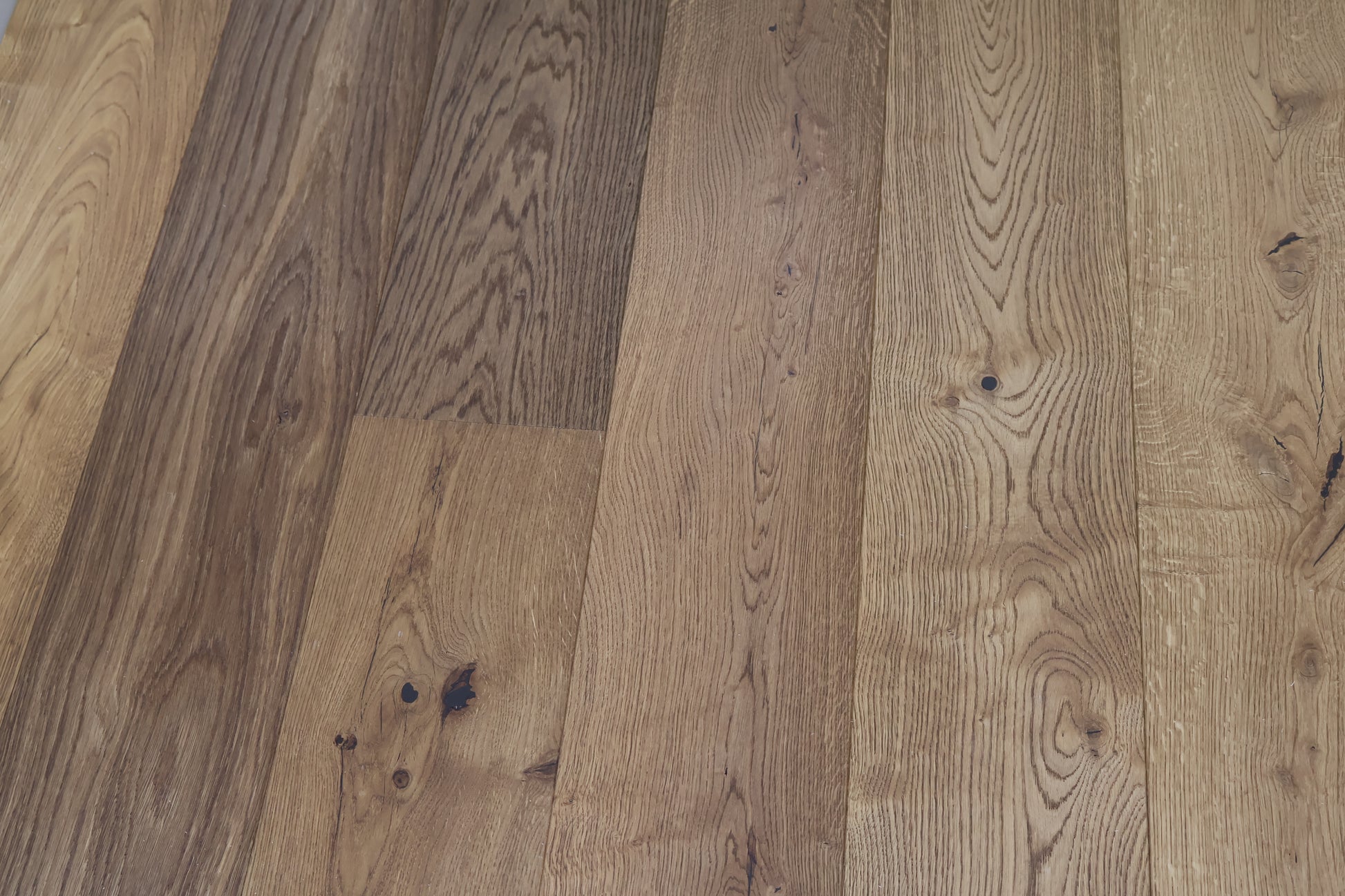 ⤓: 14mm ↔: 220mm ↕: 2200mm Dramore Ash Antique Engineered Oak