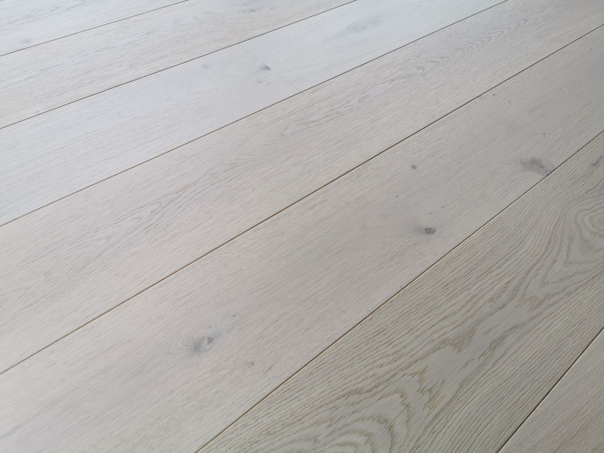 ⤓: 14mm ↔: 190mm ↕: 1900mm Inviso Vale Engineered Oak