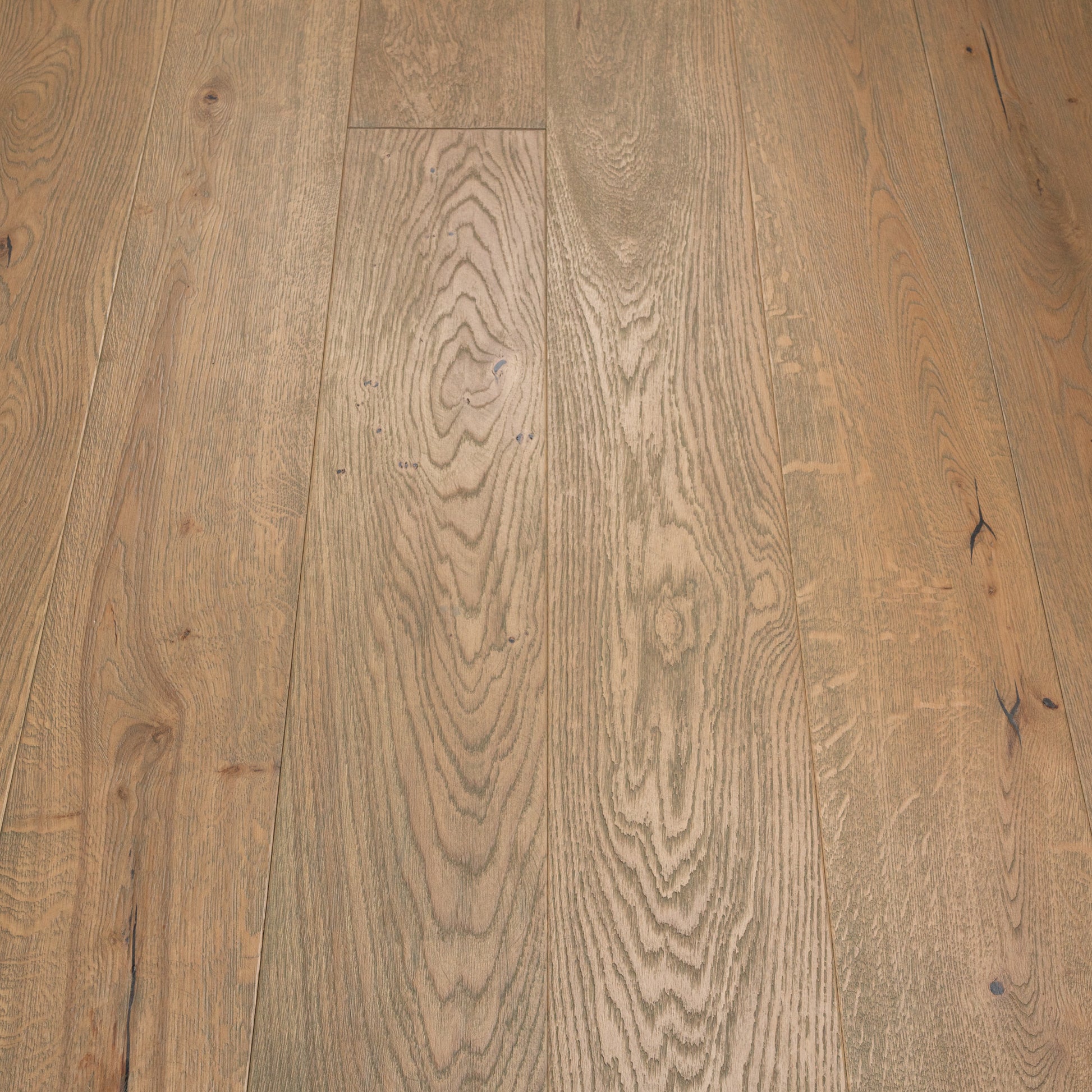 ⤓: 15mm ↔: 220mm ↕: 2200mm Silvermoor Mist Distressed Engineered Oak