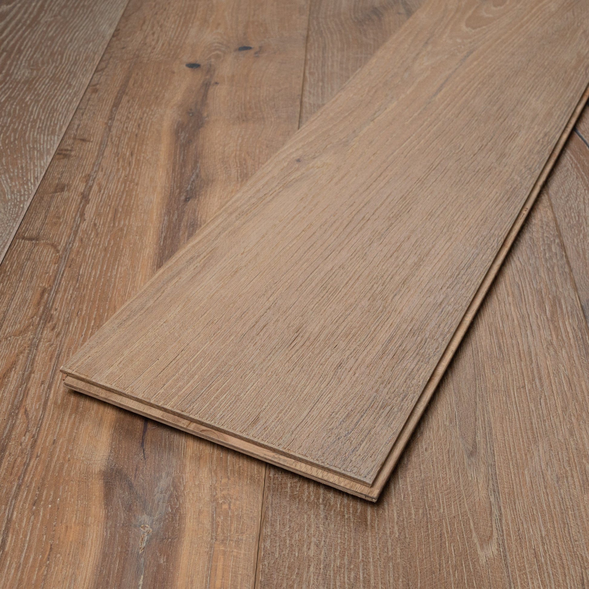 Total Wood Flooring Wintermere Smoked Distressed Engineered Oak - Sample
