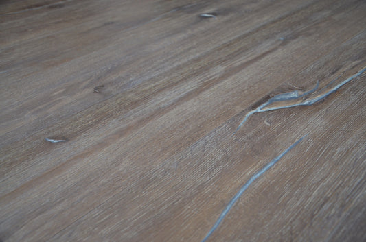 ⤓: 15mm ↔: 220mm ↕: 2200mm Wintermere Smoked Distressed Engineered Oak