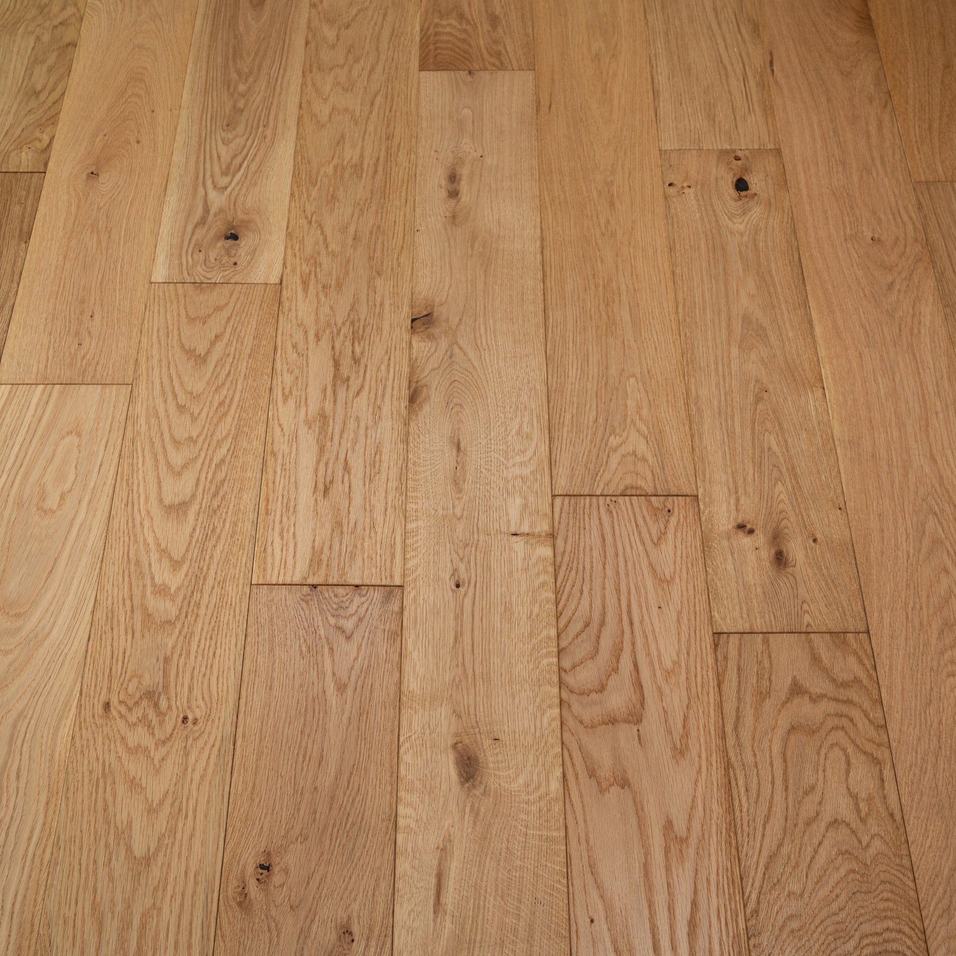 ⤓: 18mm ↔: 150mm ↕: 300-1500mm Longran Vale Engineered Oak