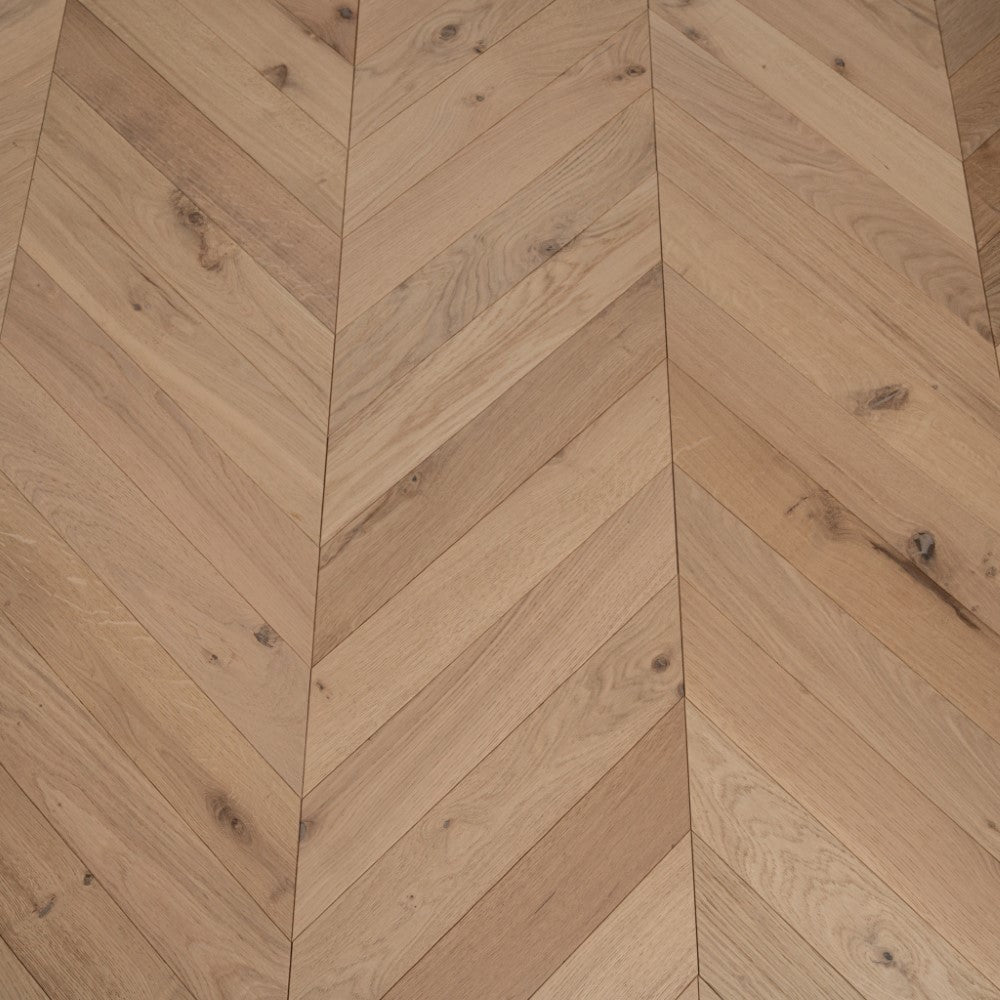 ⤓: 14mm ↔: 90mm ↕: 510mm Rowan Ash Engineered Oak