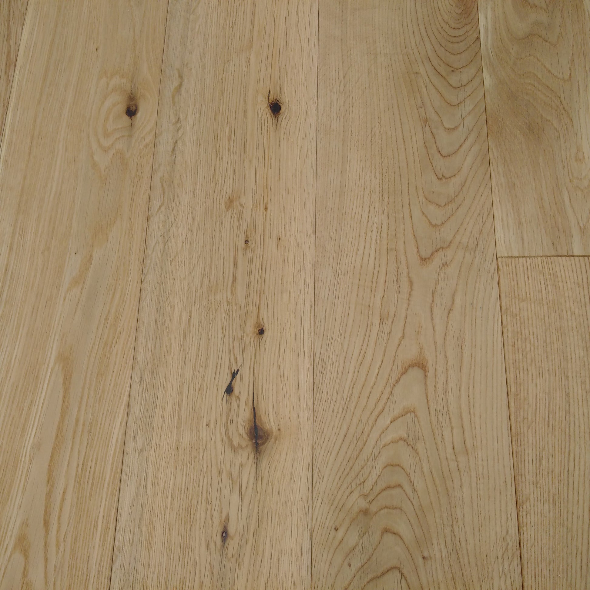⤓: 14mm ↔: 125mm ↕: 300-1200mm Natural Engineered Oak